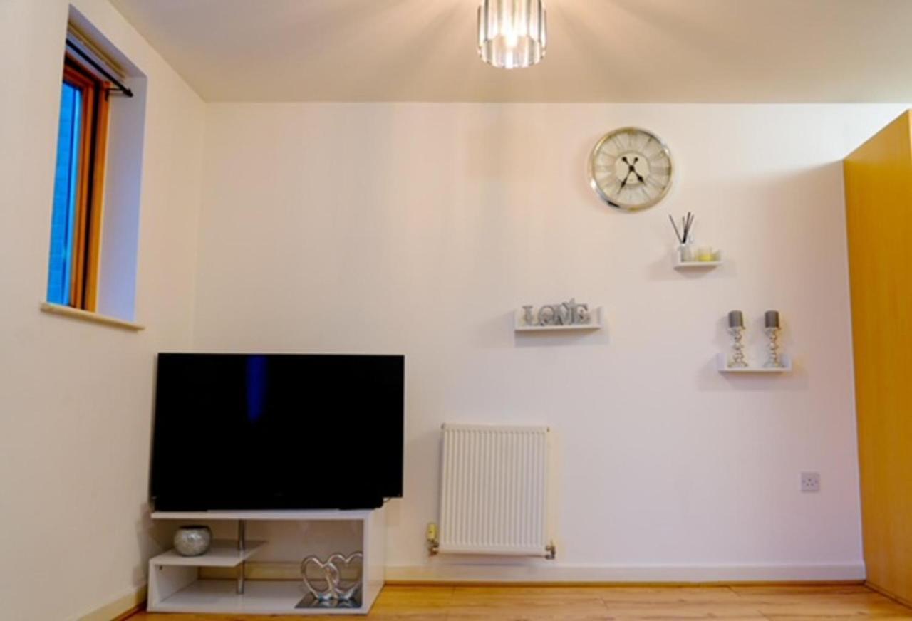 شقة 1 Bed - Sleeps 2 - 7 Min Walk To Hackney Station لندن المظهر الخارجي الصورة